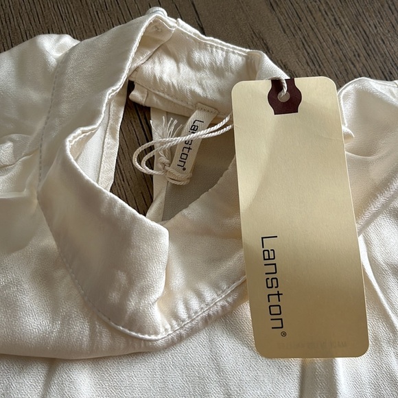 Lanston Turtleneck Tank in Pearl Large NWT REVOLVE - Picture 3 of 5